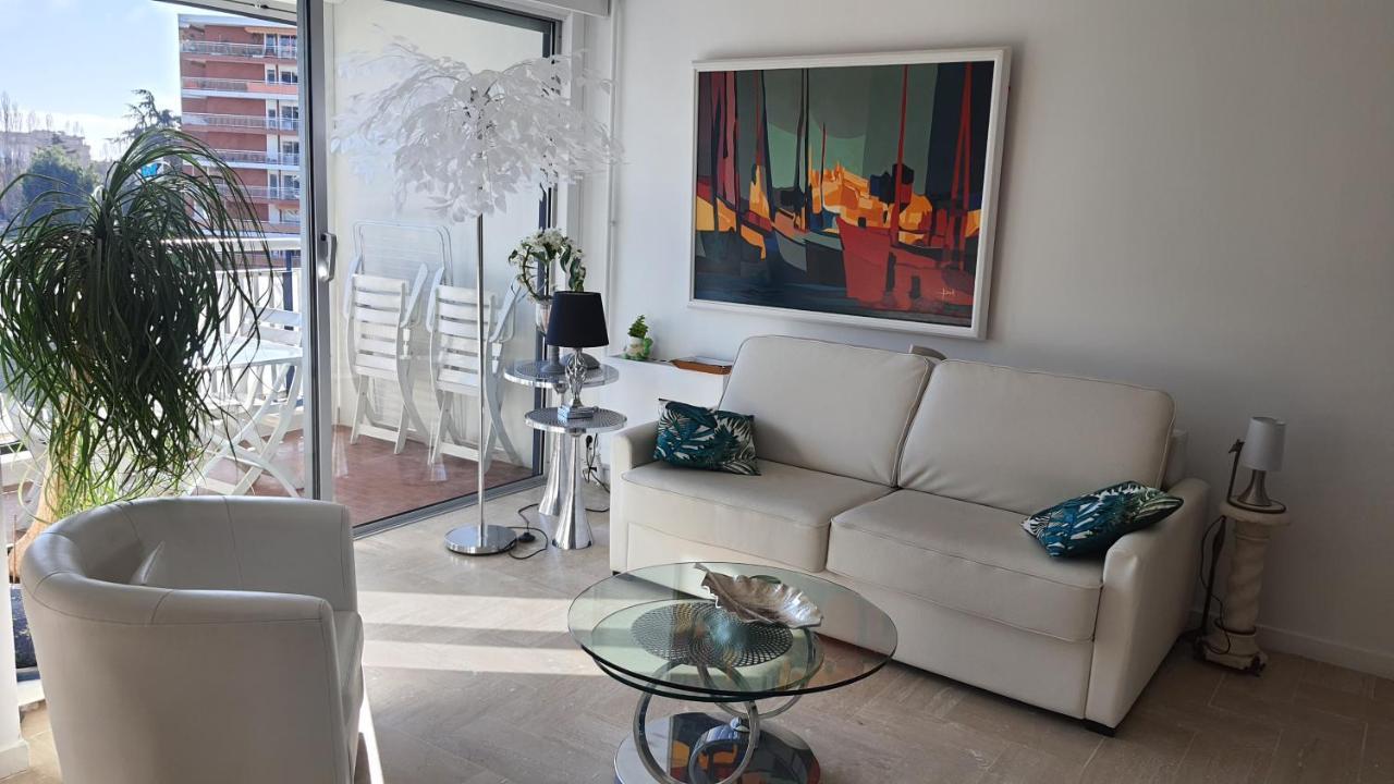 Studio La Napoule มองเดอลิเยอลานาปูล ภายนอก รูปภาพ